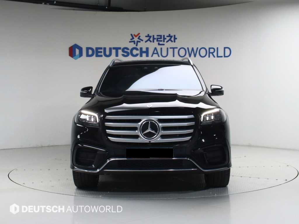 Mercedes-Benz GLS-Class — photo 03