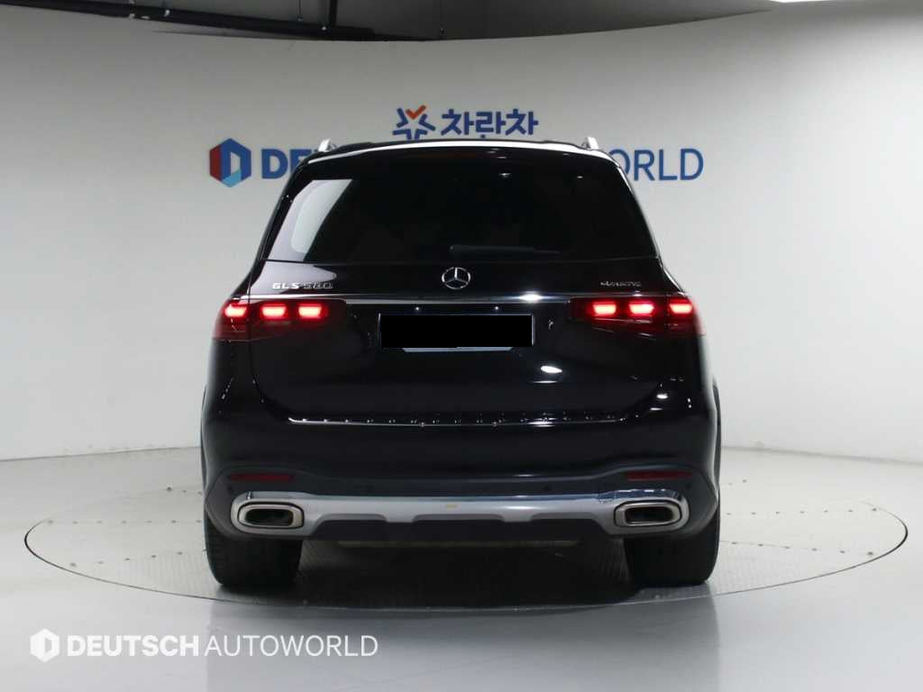 Mercedes-Benz GLS-Class — photo 04
