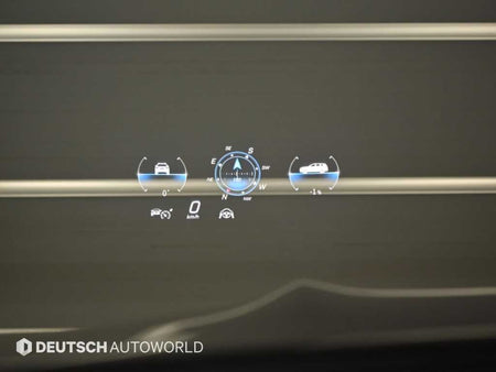 Mercedes-Benz GLS-Class — photo 17