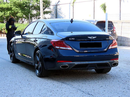 Genesis G70 — photo 03