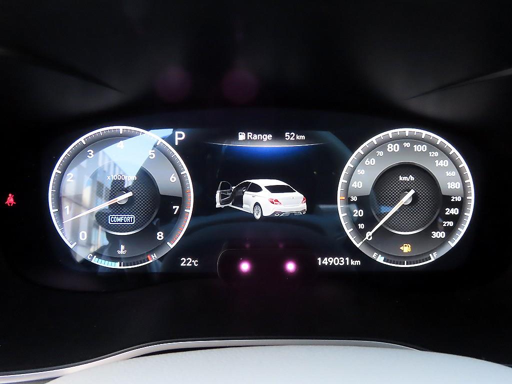 Genesis G70 — photo 09