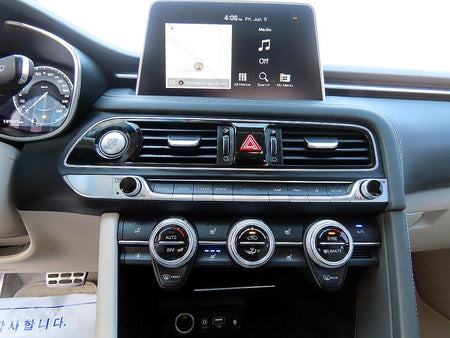 Genesis G70 — photo 14