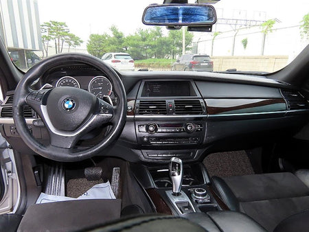 BMW X6 — photo 07