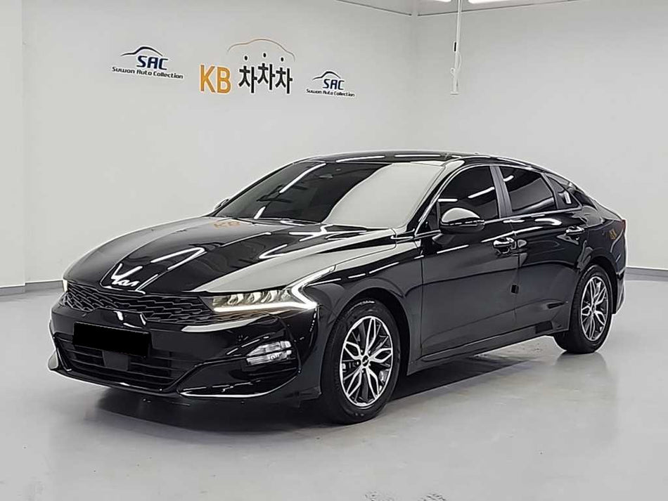 Kia K5 — photo 01
