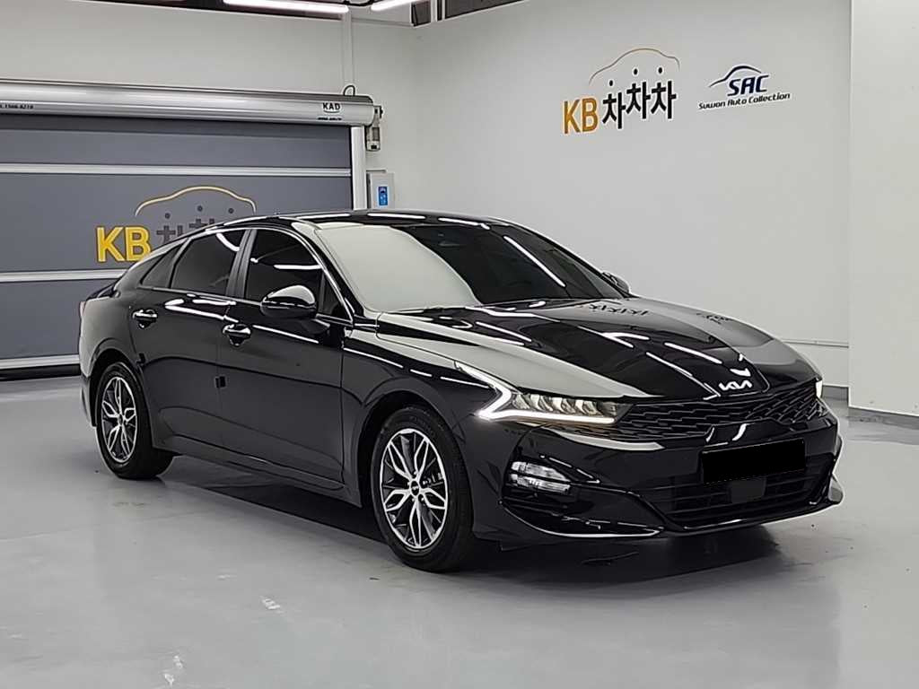 Kia K5 — photo 04