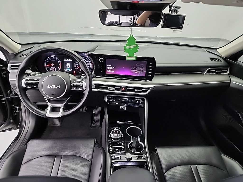 Kia K5 — photo 07