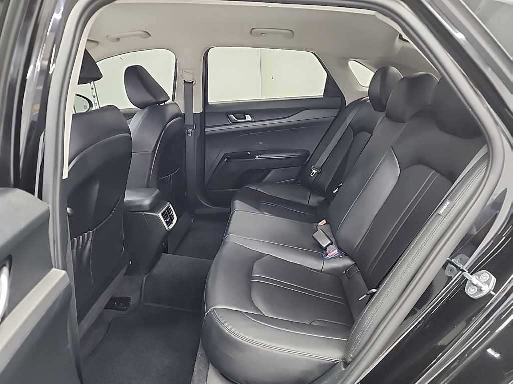Kia K5 — photo 12