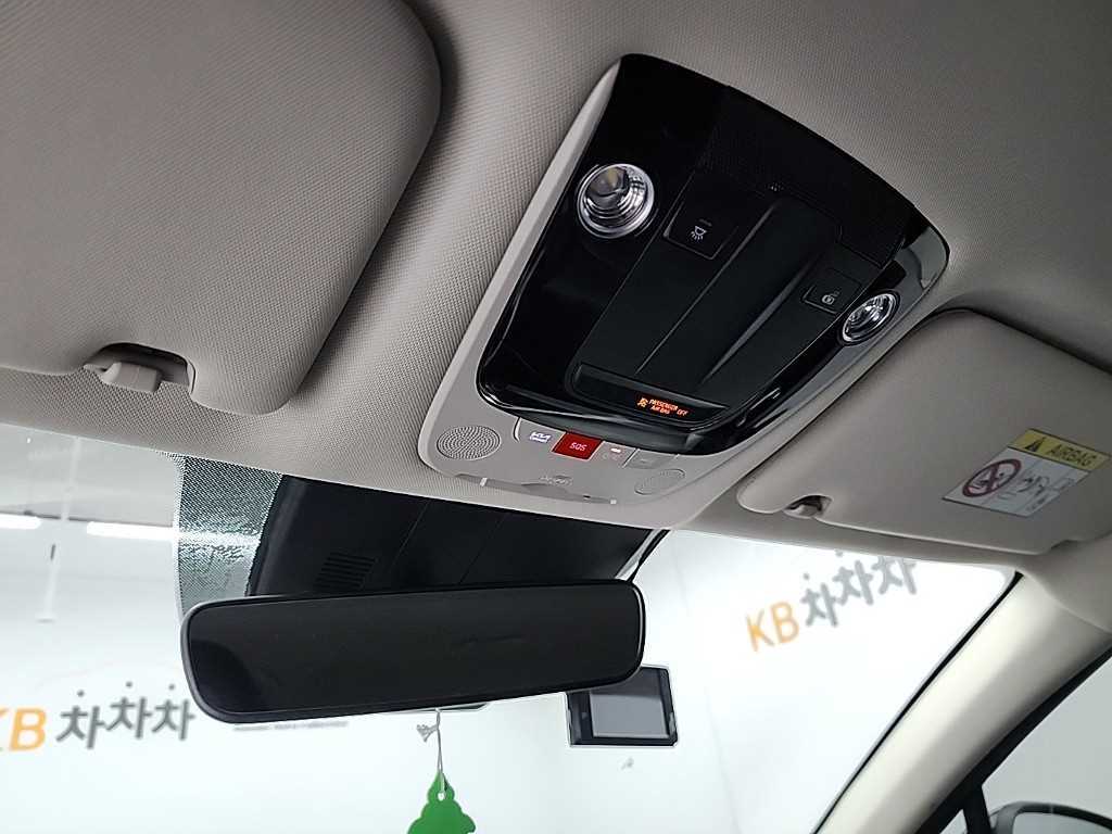 Kia K5 — photo 15