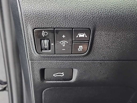 Kia K5 — photo 17