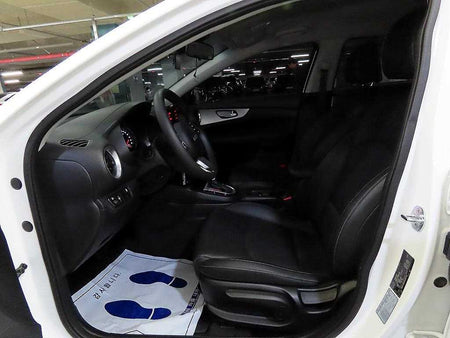 Kia K3 — photo 06