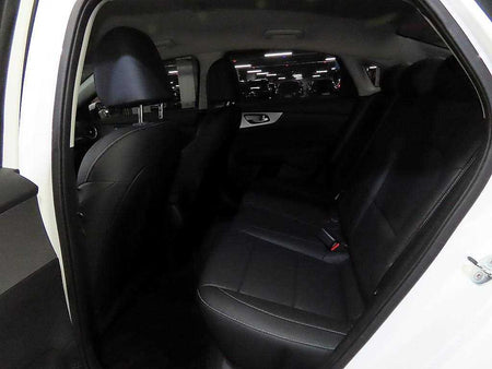 Kia K3 — photo 07