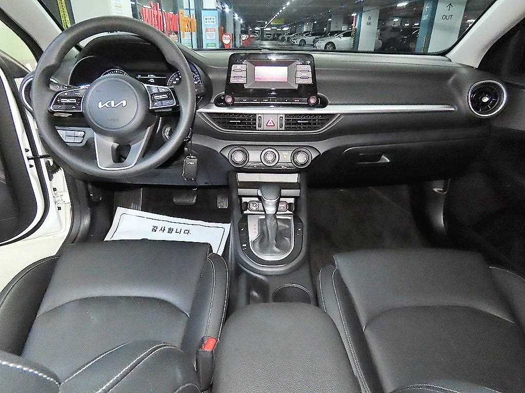 Kia K3 — photo 10