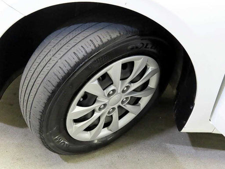 Kia K3 — photo 18