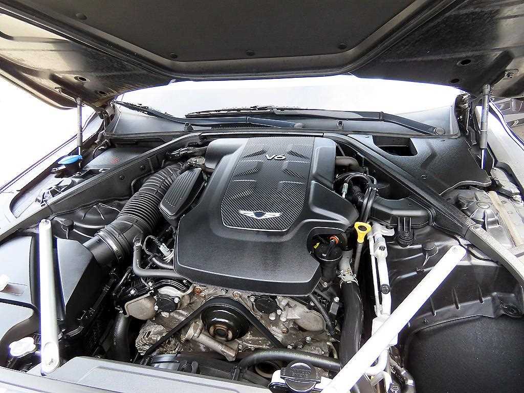 Genesis G90 — photo 19