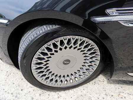 Genesis G90 — photo 20