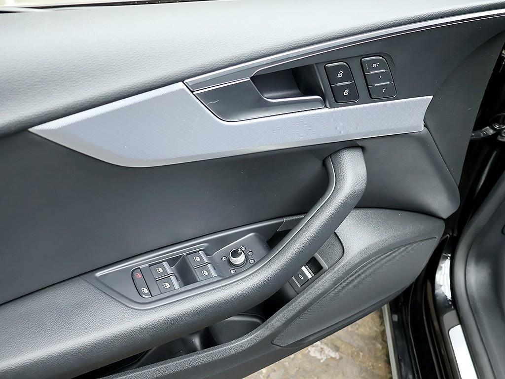 Audi A5 — photo 14