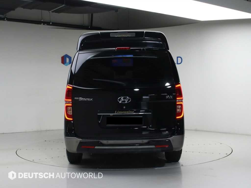 Hyundai Starex — photo 04