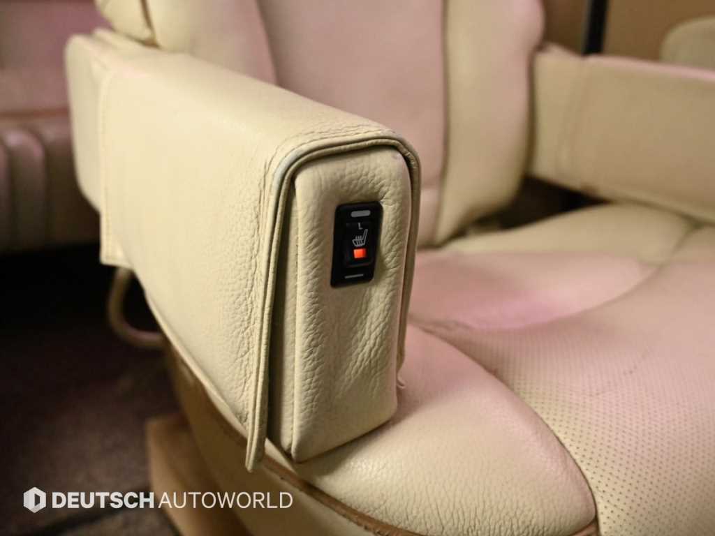Hyundai Starex — photo 16
