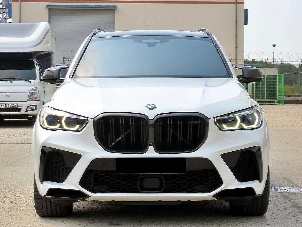 BMW X5M — photo 01