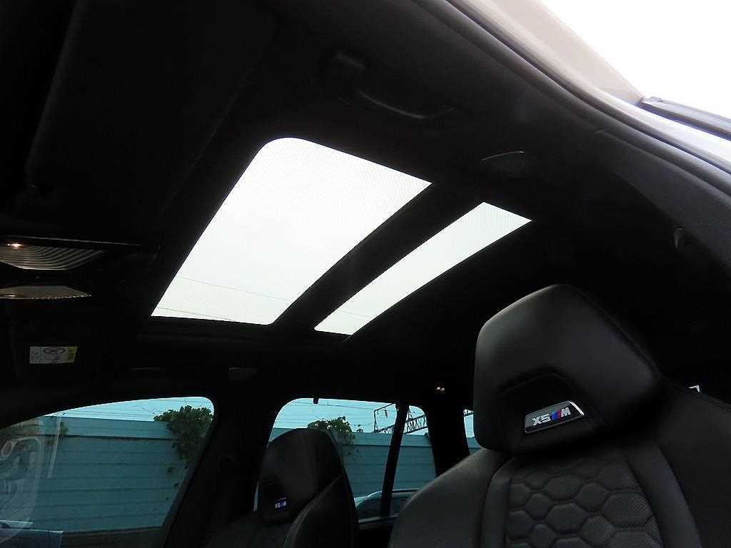 BMW X5M — photo 18