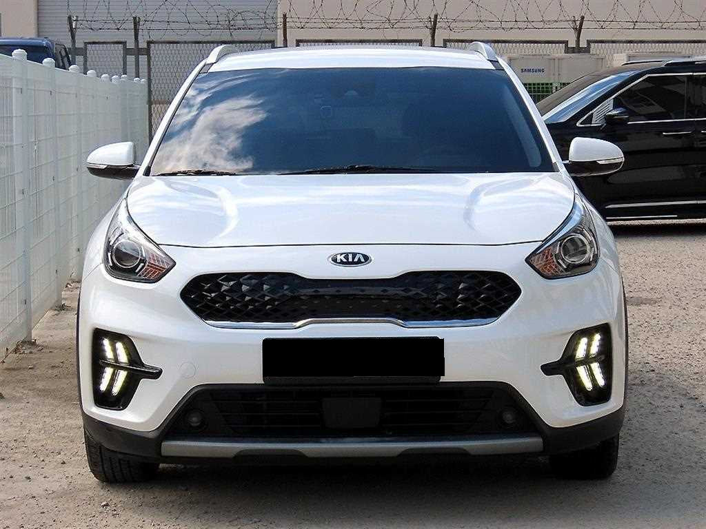 Kia Niro — photo 02