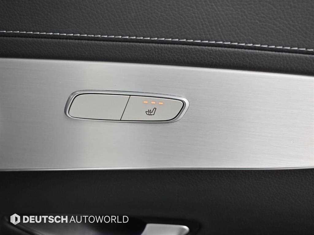 Mercedes-Benz GLC-Class — photo 16