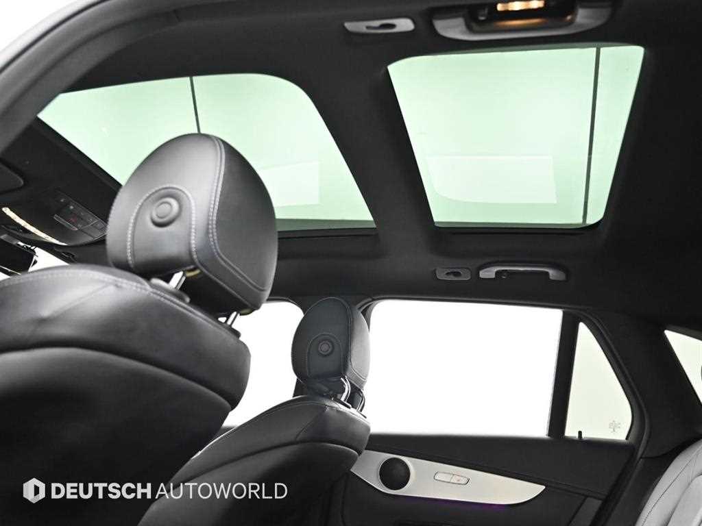 Mercedes-Benz GLC-Class — photo 19