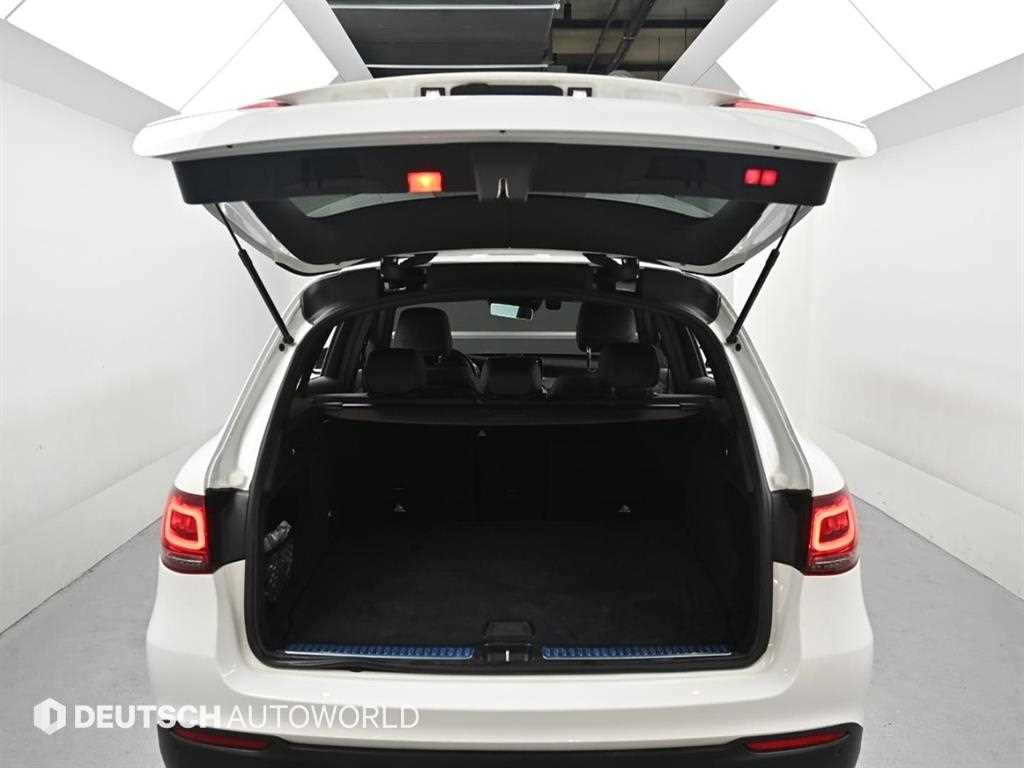 Mercedes-Benz GLC-Class — photo 20
