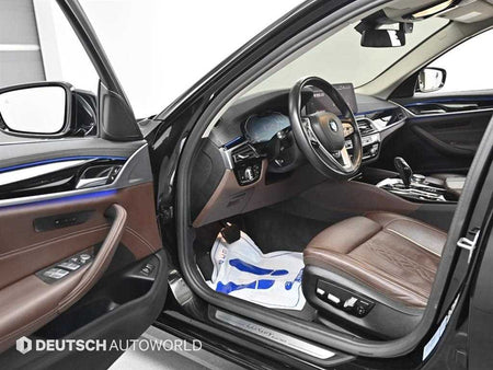 BMW 5-Series — photo 11