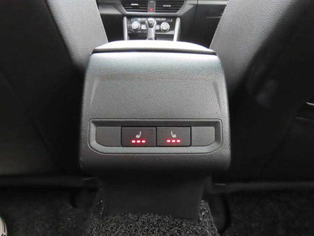 Volkswagen Jetta — photo 07