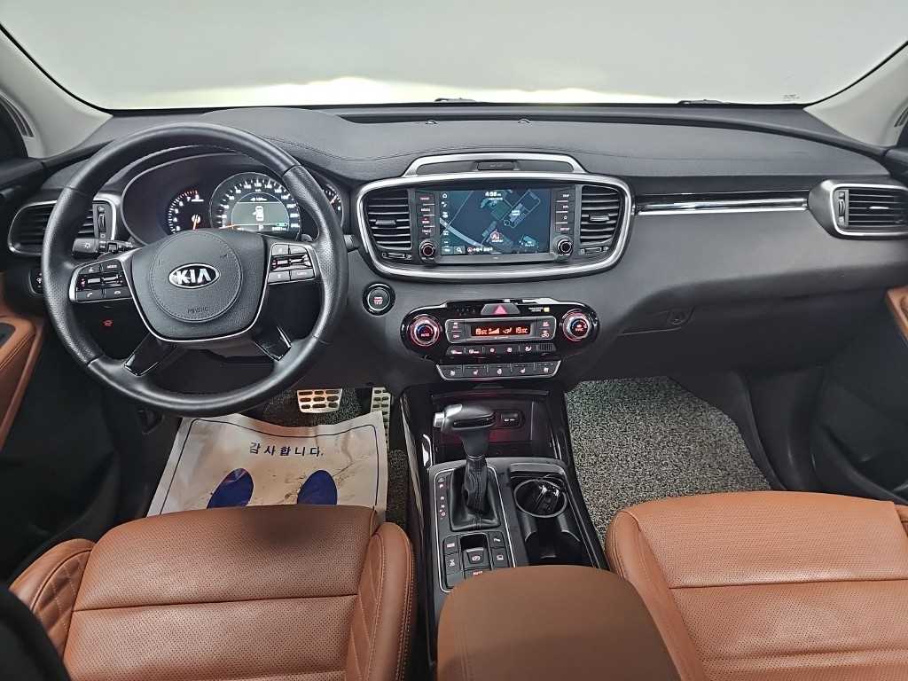Kia Sorento — photo 07