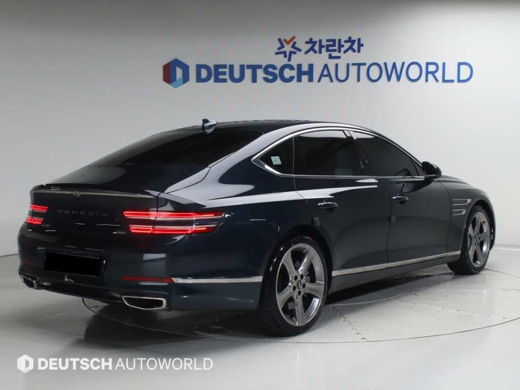 Genesis G80 — photo 03