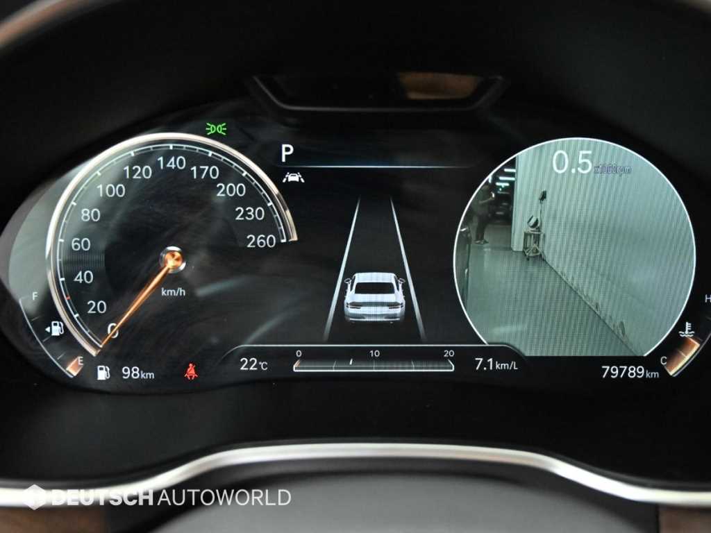 Genesis G80 — photo 08