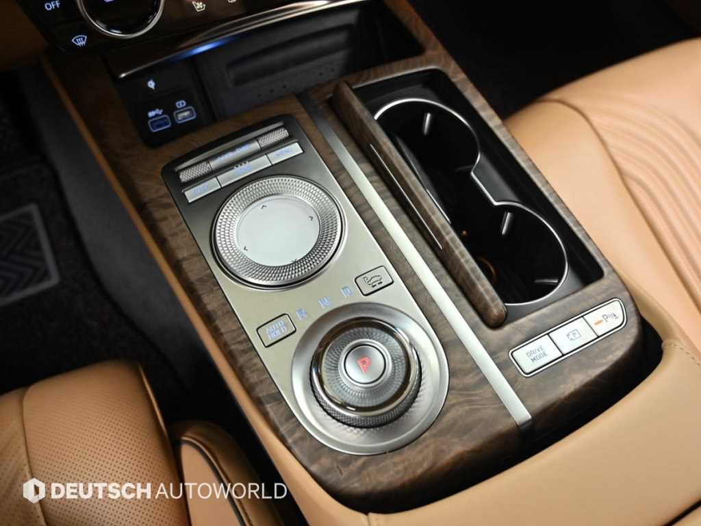 Genesis G80 — photo 09