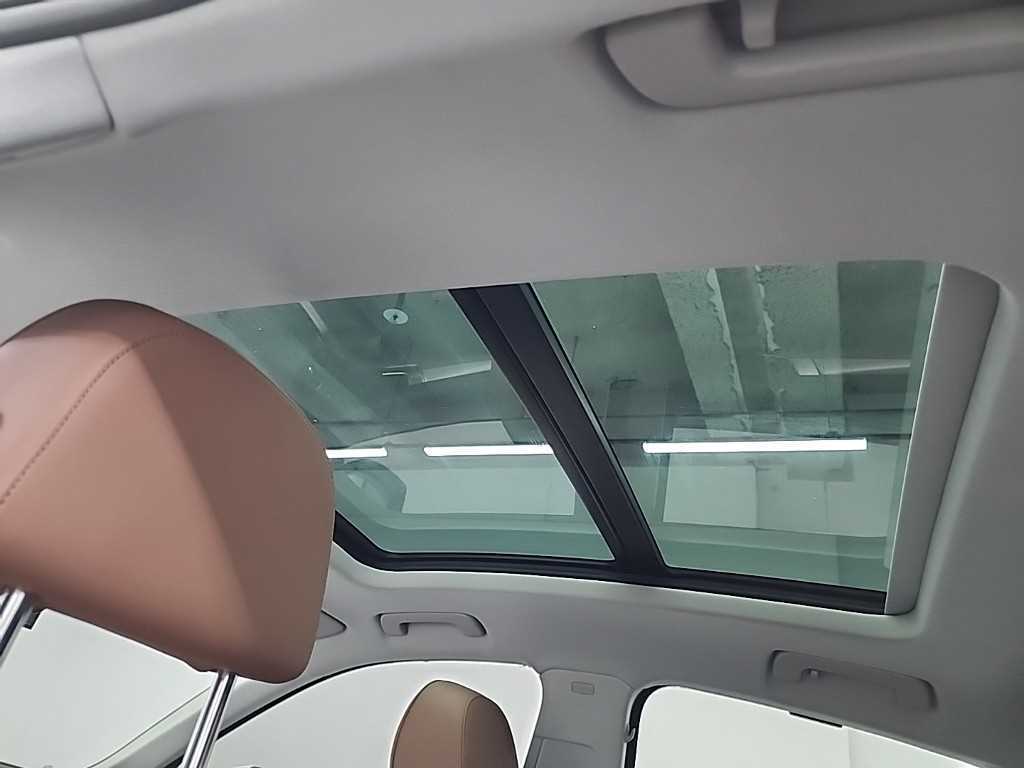 Audi Q5 — photo 14