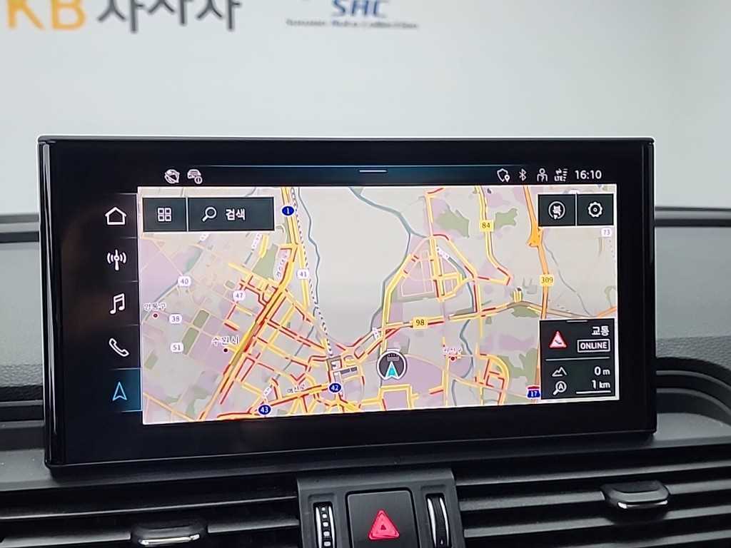 Audi Q5 — photo 15