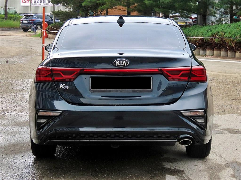 Kia K3 — photo 04