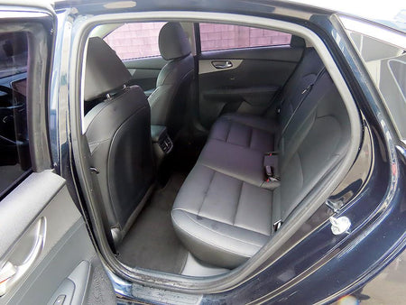 Kia K3 — photo 06