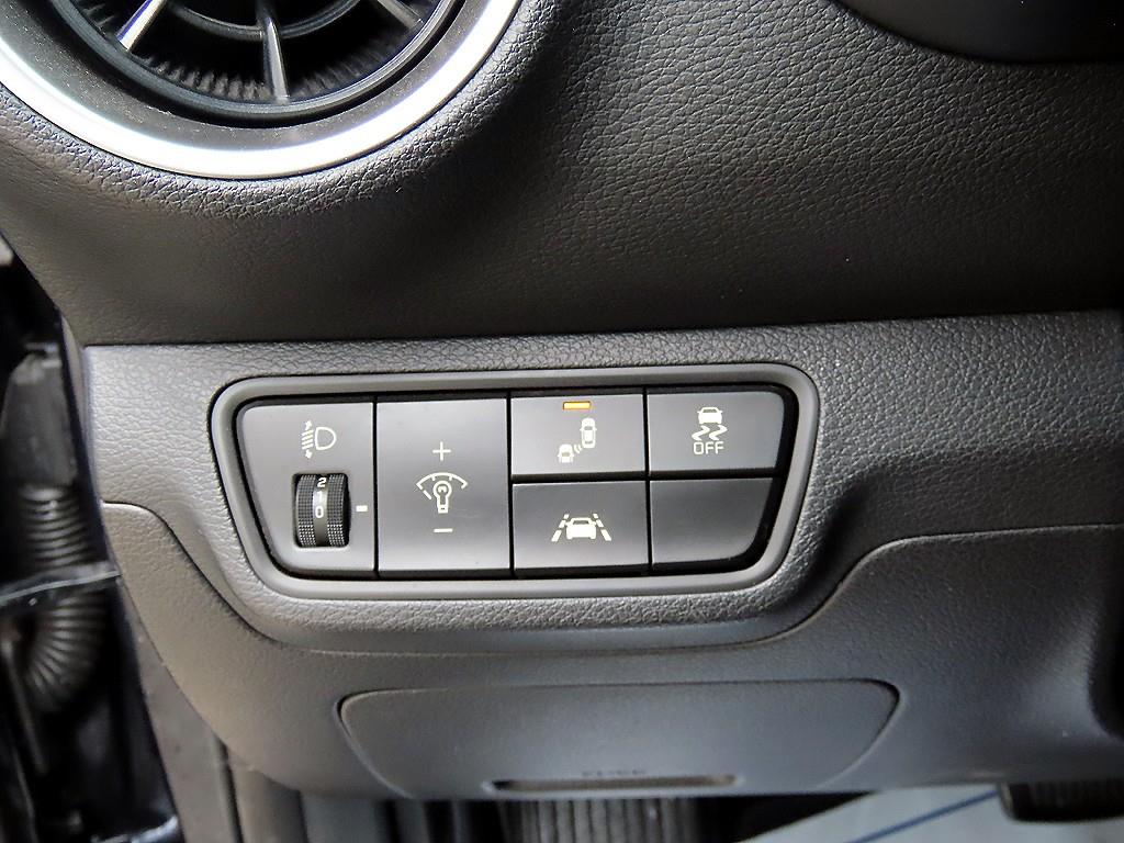 Kia K3 — photo 12