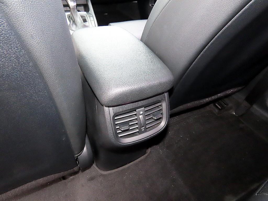 Kia K3 — photo 18