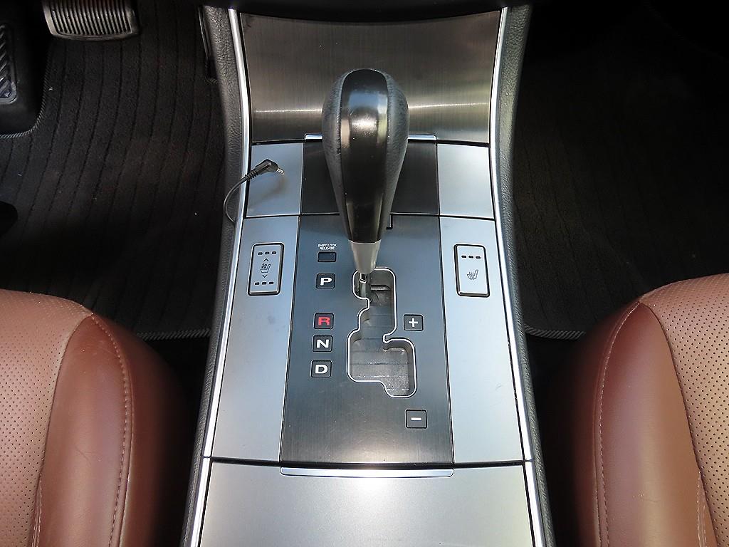 Hyundai Veracruz — photo 11