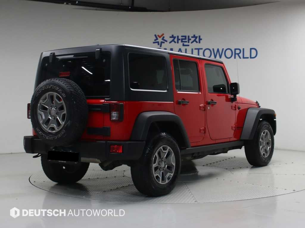 Jeep Wrangler — photo 02