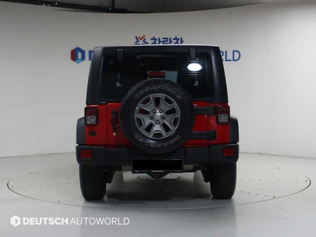 Jeep Wrangler — photo 04
