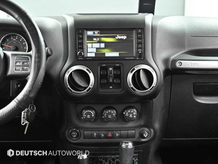 Jeep Wrangler — photo 14