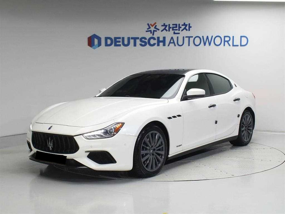 Maserati Ghibli — photo 01