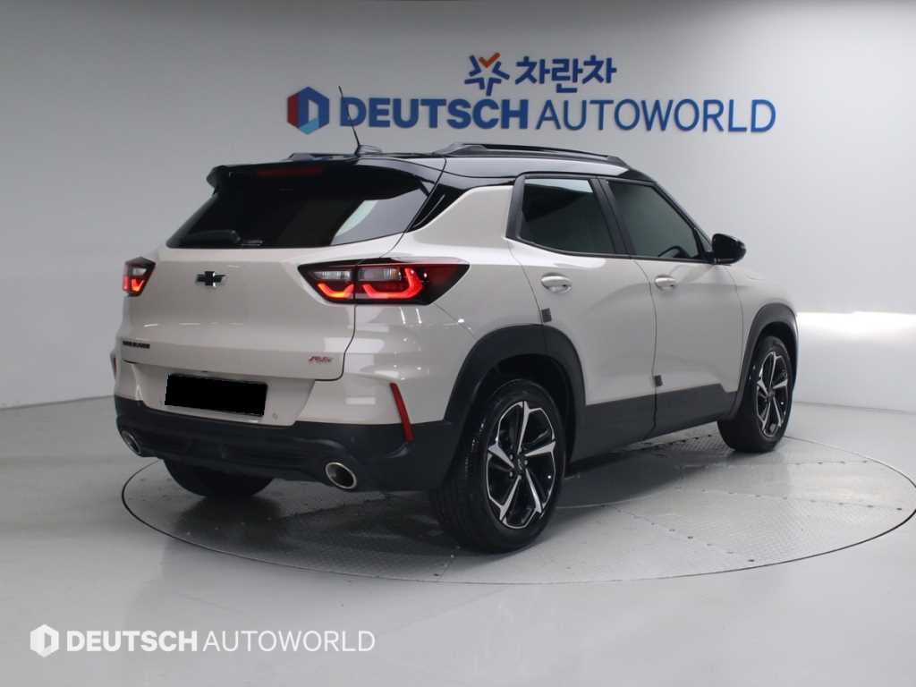 CHEVROLET Trailblazer — photo 02