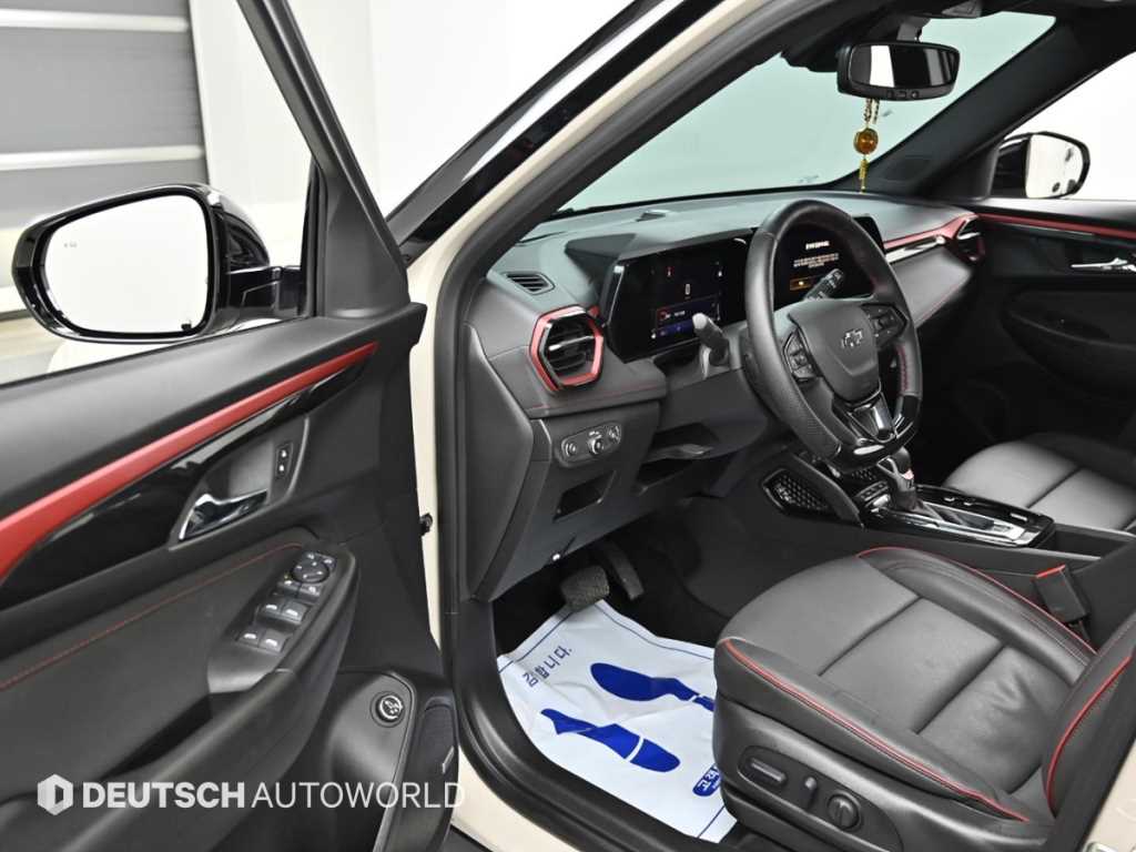 CHEVROLET Trailblazer — photo 11