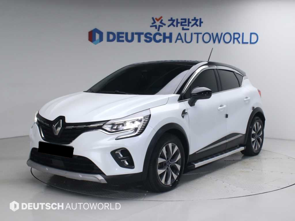 RENAULT Captur — photo 01