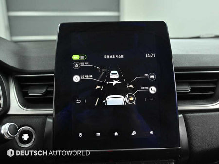 RENAULT Captur — photo 17
