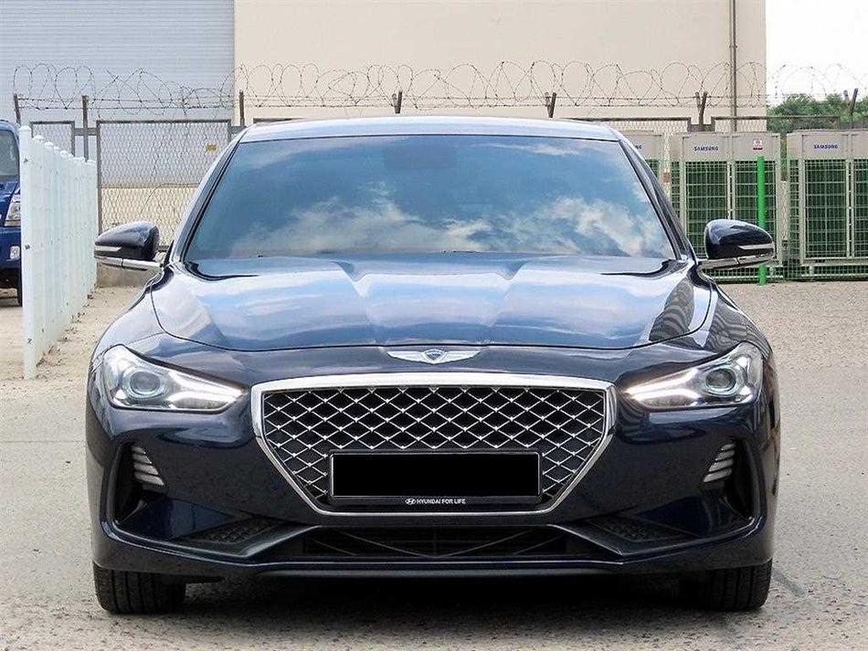 Genesis G70 — photo 01